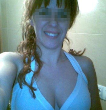 Jolie femme mure cherche un jeune vicieux sur Nantes